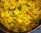 कांदा पोहा (विंटर स्पेशल फटाफट नाश्ता) रेसिपी चरण 5 फोटो