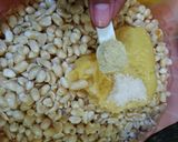 Foto langkah ke 2 dari resep Kacang Bawang / Kacang Tojin.