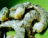 Hình bước làm 1 của món Tom Yum Goong - Súp Tôm Chua Cay Thailand