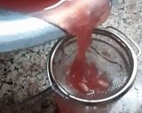 A picture of step 3 of Pomegranate tea.