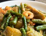 Foto langkah ke 5 dari resep Tumis terong udang kacang panjang.
