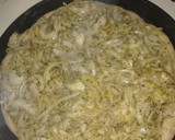 Foto del paso 10 de la receta: Pizza fugazzeta y pizza de muzzarela! 🍕🍕🍕