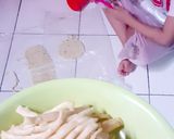 Foto langkah ke 2 dari resep Stik bawang.
