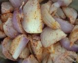 A picture of step 3 of Onion pickle.