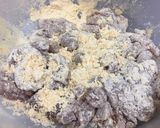 รูปขั้นตอนการทำที่ 2 ของ หมูชุบแป้งทอดราดซอสพริกไทยดำ