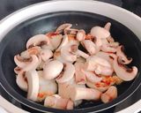Hình bước làm 3 của món Cá Tuyết Hấp (Chưng) Bún Tàu & Lá Tỏi Gấu