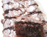 Foto langkah ke 5 dari resep Fudgy Brownies.
