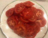 Foto del paso 2 de la receta: Berenjenas y tomates asados con AOVE 🍆 🍅 (vegano)
