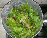 Foto del paso 1 de la receta: Panques rellenos de hojas verdes 🌱🌿🍀