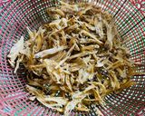 Foto langkah ke 2 dari resep Sambal Teri Mangga Muda.