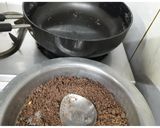 A picture of step 3 of Ragi ladoo.