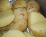 A picture of step 6 of Aloo gosht.
