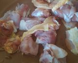 Foto del paso 1 de la receta Sartén de arroz con pollo, setas y alcachofas