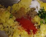 A picture of step 2 of Aloo Bonda.