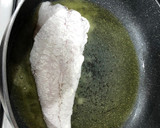 Foto del paso 2 de la receta: Suquet de rape con espárragos y huevos en lékué