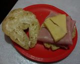 Foto del paso 1 de la receta: Cuernitos con jamón