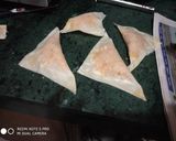 A picture of step 1 of Noodles Patti Samosa.