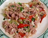 รูปขั้นตอนการทำที่ 3 ของ แหนมผัดไข่ขยี้