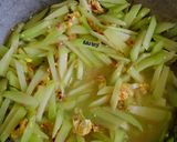 Foto langkah ke 2 dari resep Tumis labu Siam prakris.