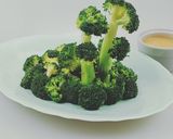 Hình bước làm 3 của món Bông cải xanh trần & nước sốt nhà lam