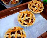A picture of step 9 of Mini Apple & Pear Pie, Eggless.