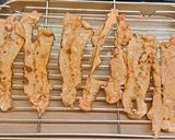 รูปขั้นตอนการทำที่ 4 ของ ข้าวหน้าเนื้อเสือร้องไห้ราดซอสซีอิ๊ว