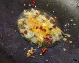 A picture of step 2 of Dum Aloo Karahi.