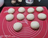 Komló kovászos házi hamburger zsemle recept fázis 5 fotója