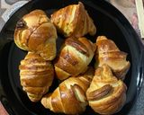 Foto del passaggio 18 della ricetta Cornetti sfogliati