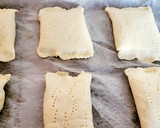 Foto del paso 4 de la receta: Cañas de hojaldre de jamón serrano, jamón york, quesos y sobrasada