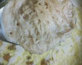 A picture of step 4 of Dry fruit sevaiyaan.