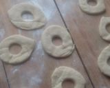 A picture of step 4 of Cinnamon Donuts.