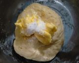 Foto langkah ke 3 dari resep Cinnamon Rolls.
