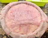 Foto del paso 8 de la receta: Pastel frío de jamón, queso y huevo hilado