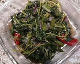 Foto langkah ke 5 dari resep Tumis daun krokot.