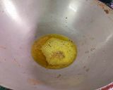 A picture of step 2 of Dahi Bhindi.
