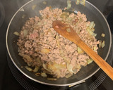 Foto del paso 1 de la receta: Lasaña de carne con champiñones y bechamel especial