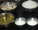 Eggless biscuit cup cake रेसिपी चरण 3 फोटो