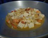 Foto langkah ke 4 dari resep Kaldu Udang Original With Sambal Bangkok & sawi, tahu Spesial.