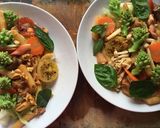 รูปขั้นตอนการทำที่ 15 ของ East meet West: Penné romanesco and wild mushroom with ketchup sauce
