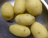 A picture of step 1 of Aloo parantha.