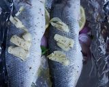 A picture of step 1 of Grilled Sea bass with lemon grass.