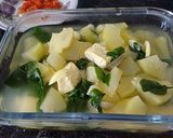 Foto langkah ke 4 dari resep Sayur Bening Pepaya Muda.