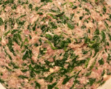 Foto del paso 4 de la receta: Hamburguesas de pollo con espinacas