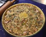 Une image de l'étape 9 de Tarte aux poireaux, saucisses à l'ancienne et emmental (pâte brisée épeautre origan).