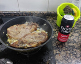 Foto del paso 6 de la receta: Chuletas de cerdo a la cerveza