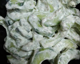 A picture of step 4 of Cucumber in sour cream.