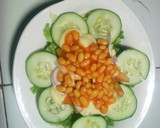 A picture of step 3 of Normal salad.