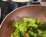 Foto del paso 3 de la receta: Salmón al curry con brócoli salteado