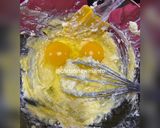 Foto langkah ke 2 dari resep Basque Burnt Cheesecake.